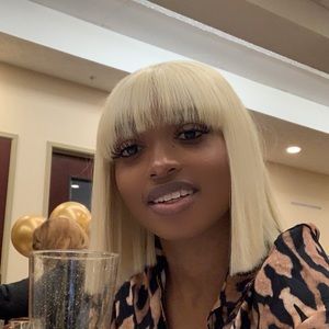 Meet your Posher, Charneesha